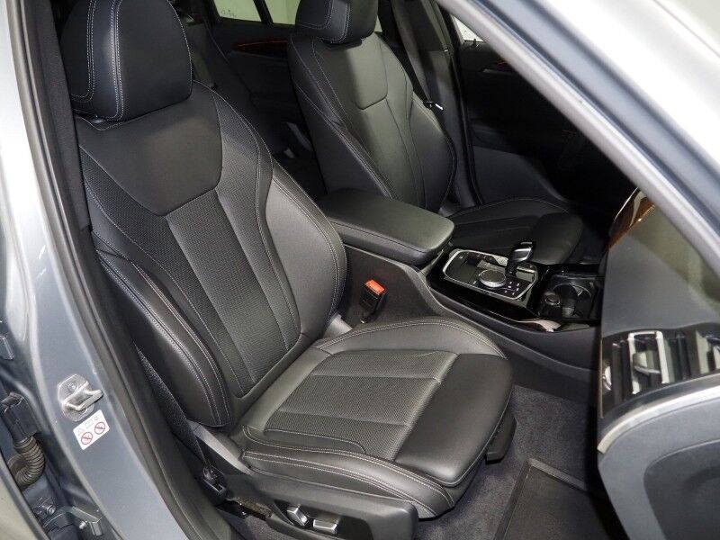 2023 BMW X3 sDrive30i *NAVIGATION, LIVE COCKPIT PRO, SAFETY ALERTS, BACKUP-CAMERA, COLOR TOUCHSCREEN, PANORAMA MOONROOF, HEATED SEATS/STEERING, POWER LIFTGATE, COMFORT ACCESS, ANDROID & APPLE