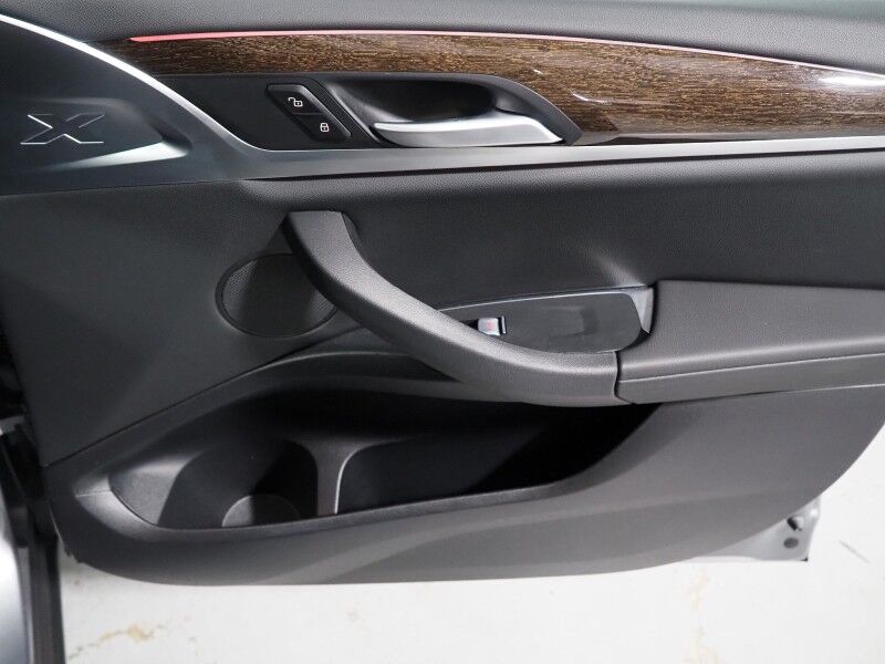 2023 BMW X3 sDrive30i *NAVIGATION, SAFETY ALERTS, 360 VIEW CAMERAS, COLOR TOUCHSCREEN, PANORAMA MOONROOF, HEATED SEATS, POWER LIFTGATE, COMFORT ACCESS, WIRELESS CHARGING, ANDROID & APPLE Round Rock TX