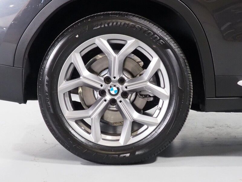 2023 BMW X3 xDrive30i AWD *HEADS-UP DISPLAY, NAVIGATION, LIVE COCKPIT PRO, SAFETY ALERTS, 360 VIEW CAMERAS, COLOR TOUCHSCREEN, PANORAMA MOONROOF, HEATED SEATS/STEERING, COMFORT ACCESS, HARMAN/KARDON, ANDROID & APPLE Round Rock TX