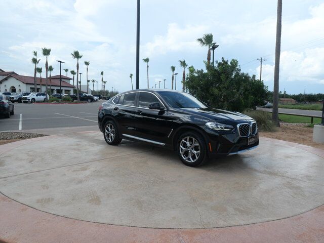 2023 BMW X4 xDrive30i