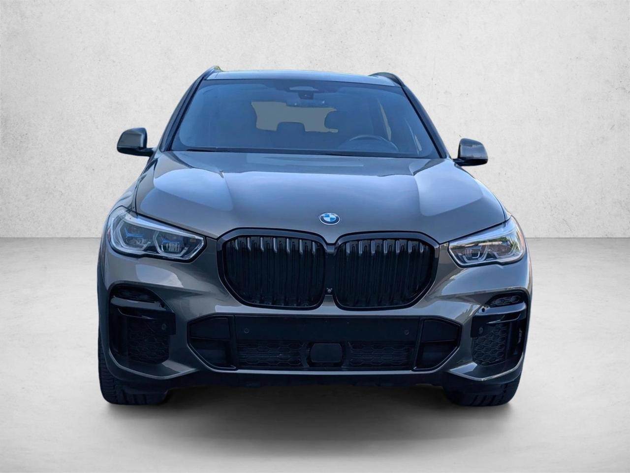 2023 BMW X5 M50i