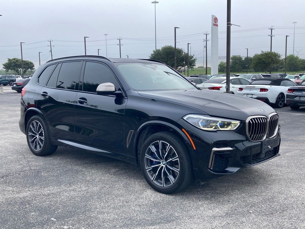 2023 BMW X5 M50i