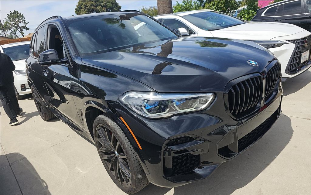 2023 BMW X5 M50i