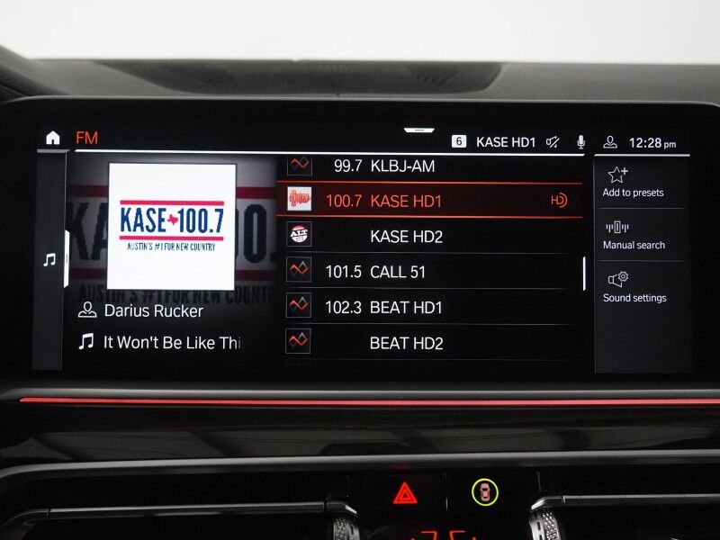 2023 BMW X5 sDrive40i *HEADS-UP DISPLAY, NAVIGATION, LIVE COCKPIT PRO, SAFETY ALERTS, PANORAMA MOONROOF, HEATED SEATS, POWER LIFTGATE, REMOTE START, COMFORT ACCESS, 21 INCH WHEELS, WIRELESS CHARGING, ANDROID & APPLE Round Rock TX