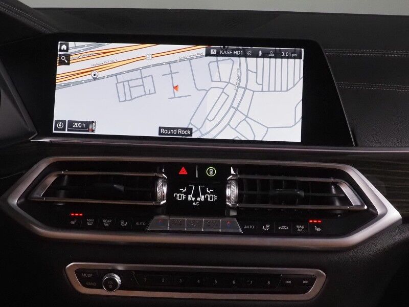 2023 BMW X5 sDrive40i *HEADS-UP DISPLAY, NAVIGATION, LIVE COCKPIT PRO, SAFETY ALERTS, PANORAMA MOONROOF, HEATED SEATS, POWER LIFTGATE, REMOTE START, COMFORT ACCESS, 21 INCH WHEELS, WIRELESS CHARGING, ANDROID & APPLE Round Rock TX