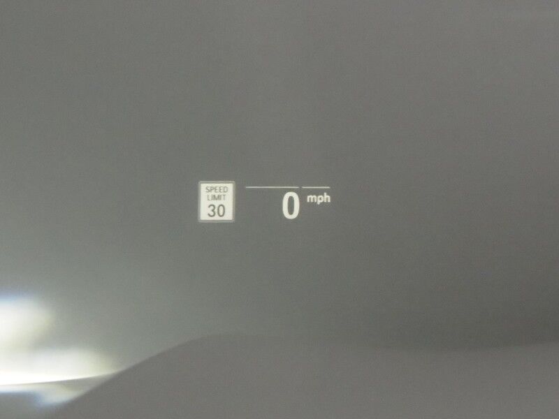 2023 BMW X5 sDrive40i *M SPORT, DRIVING ASSIST PRO, HEADS-UP DISPLAY, NAVIGATION, LIVE COCKPIT PRO, ADAPTIVE CRUISE, SAFETY ALERTS, 360 CAMERAS, PANO MOONROOF, HEATED SEATS, REMOTE START, 22 INCH WHEELS, WIRELESS CHARGING, ANDROID & APPLE Round Rock TX