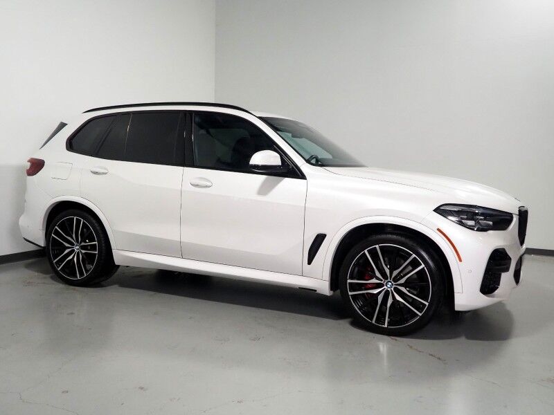 2023 BMW X5 sDrive40i *M SPORT, DRIVING ASSIST PRO, HEADS-UP DISPLAY, NAVIGATION, LIVE COCKPIT PRO, ADAPTIVE CRUISE, SAFETY ALERTS, 360 CAMERAS, PANO MOONROOF, HEATED SEATS, REMOTE START, 22 INCH WHEELS, WIRELESS CHARGING, ANDROID & APPLE