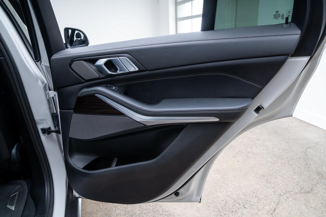 2023 BMW X5 xDrive40i Premium Package / Parking Assist Package Portland OR