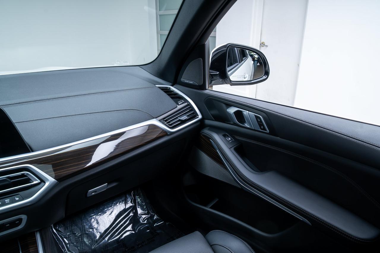 2023 BMW X5 xDrive40i Premium Package / Parking Assist Package Portland OR