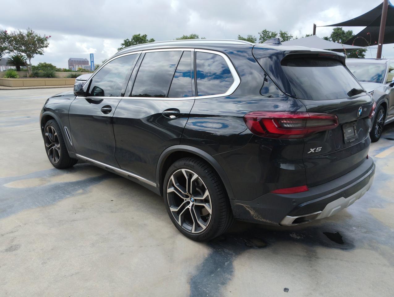 2023 BMW X5 xDrive40i