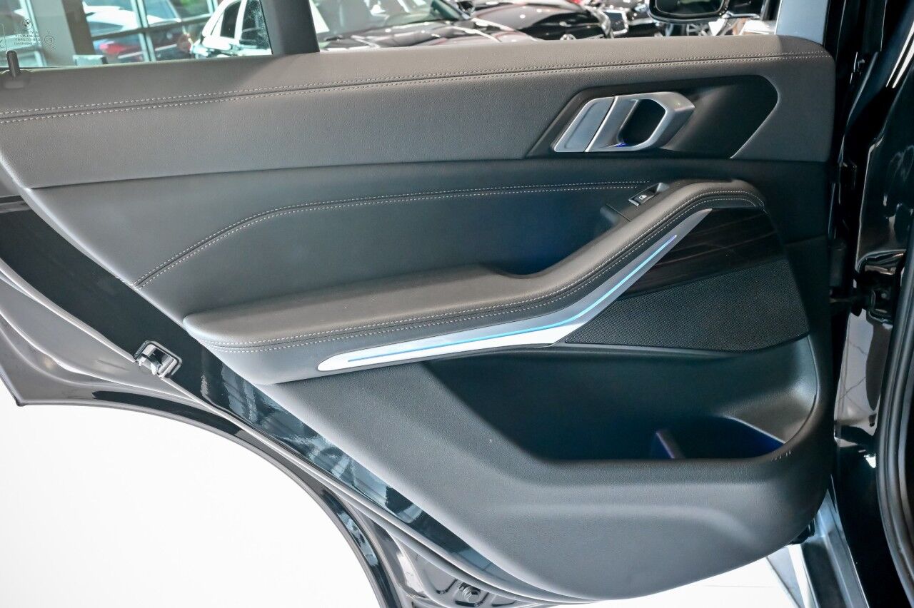 2023 BMW X5 xDrive40i, Wireless Charging, Parking Assist, Climate Comfort Pkg Springfield NJ