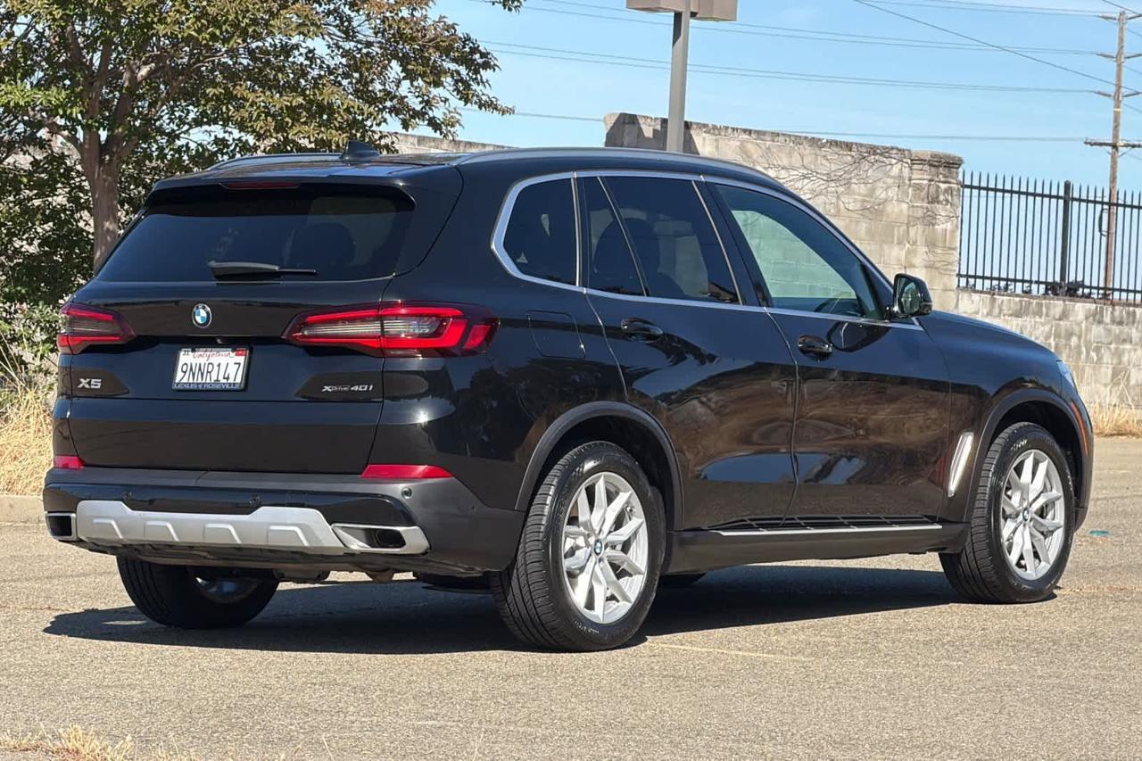 2023 BMW X5 xDrive40i xDrive40i