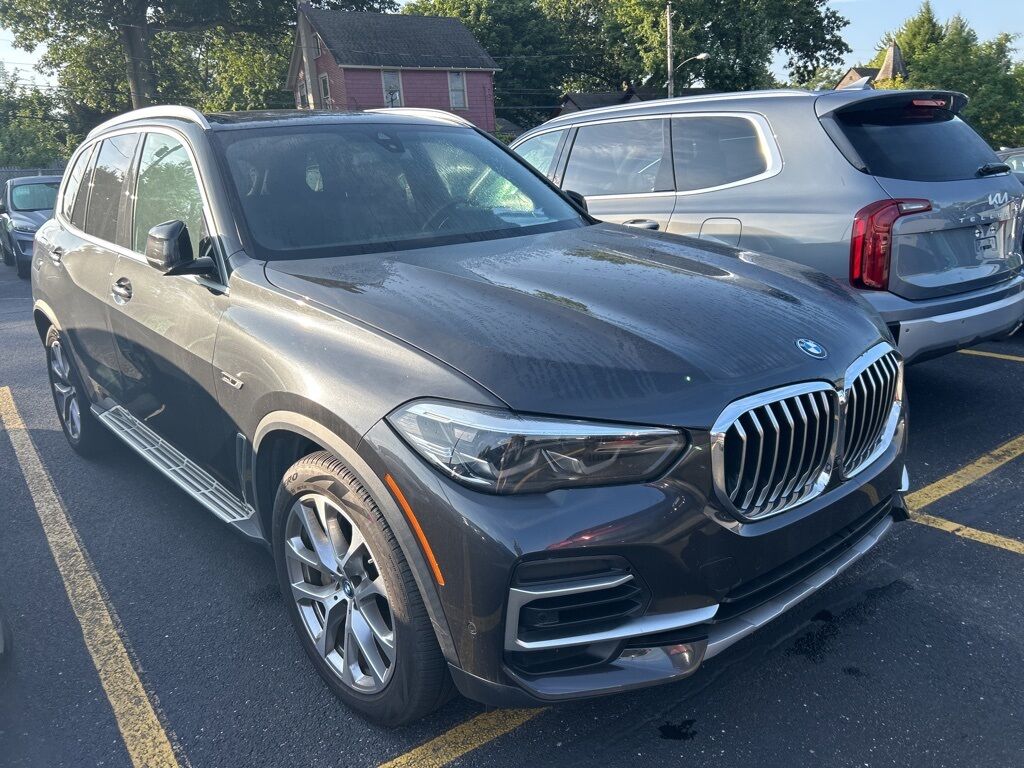 2023 BMW X5 xDrive45e Akron OH