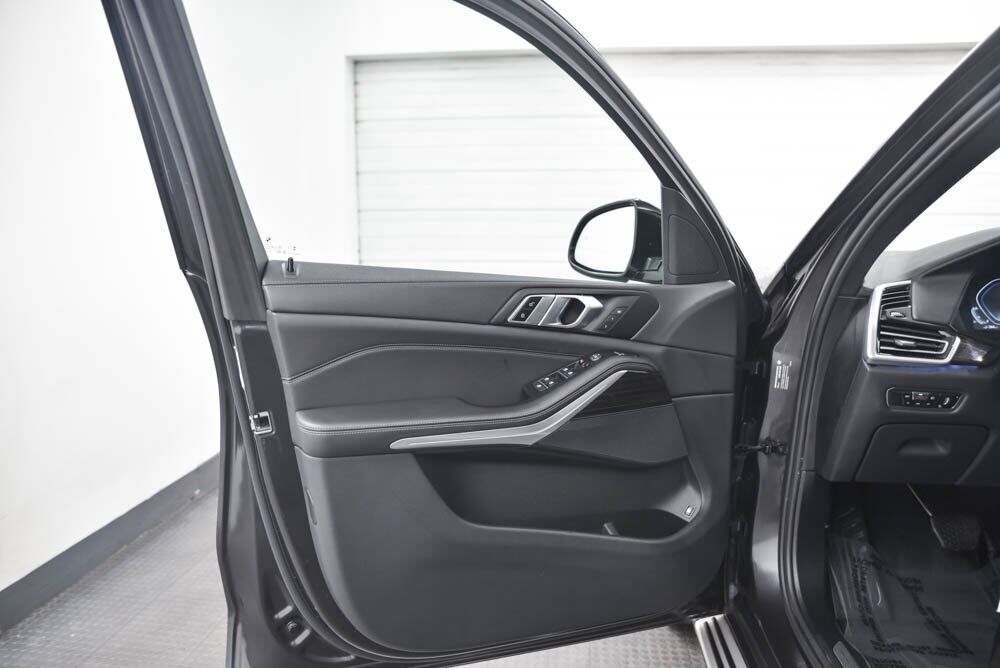 2023 BMW X5 xDrive45e Akron OH