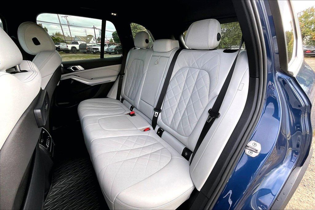 2023 BMW X5 xDrive45e OR