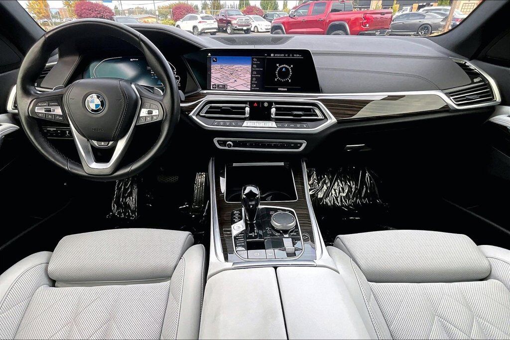 2023 BMW X5 xDrive45e OR