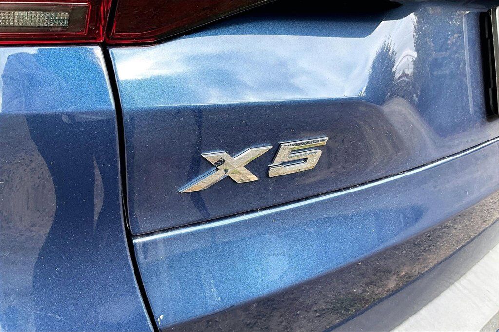 2023 BMW X5 xDrive45e OR