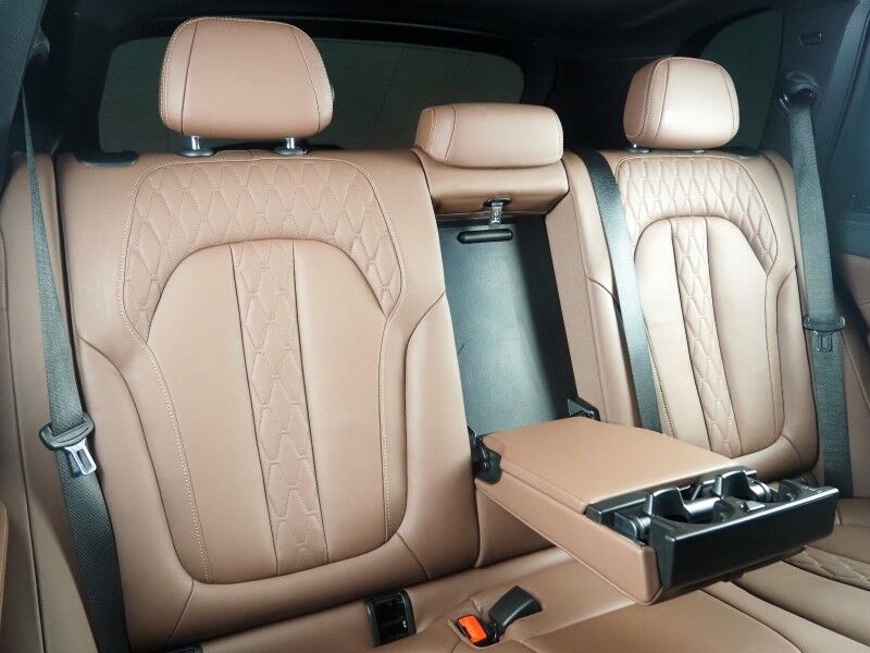 2023 BMW X5 xDrive45e Plug-In Hybrid AWD *M SPORT, EXECUTIVE PKG, HEADS-UP DISPLAY, NAVIGATION, LIVE COCKPIT PRO, SAFETY ALERTS, 360 CAMERAS, PANO SKY LOUNGE ROOF, MERINO LEATHER, HEATED MULTI-CONTOUR SEATS, ICON LED HEADLIGHTS, 20 INCH WHEELS, ANDROID & APPLE Round Rock TX