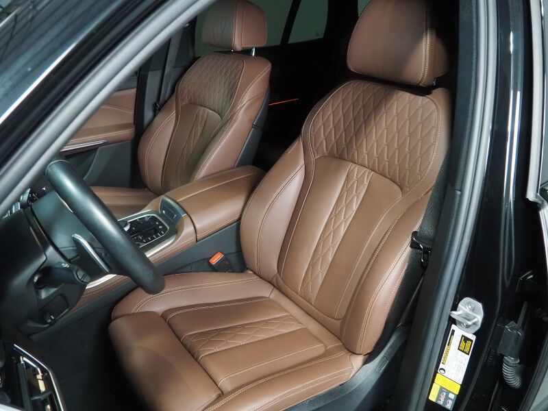2023 BMW X5 xDrive45e Plug-In Hybrid AWD *M SPORT, EXECUTIVE PKG, HEADS-UP DISPLAY, NAVIGATION, LIVE COCKPIT PRO, SAFETY ALERTS, 360 CAMERAS, PANO SKY LOUNGE ROOF, MERINO LEATHER, HEATED MULTI-CONTOUR SEATS, ICON LED HEADLIGHTS, 20 INCH WHEELS, ANDROID & APPLE Round Rock TX