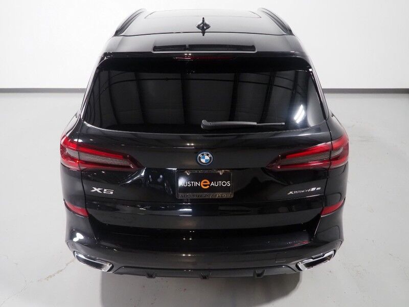 2023 BMW X5 xDrive45e Plug-In Hybrid AWD *M SPORT, EXECUTIVE PKG, HEADS-UP DISPLAY, NAVIGATION, LIVE COCKPIT PRO, SAFETY ALERTS, 360 CAMERAS, PANO SKY LOUNGE ROOF, MERINO LEATHER, HEATED MULTI-CONTOUR SEATS, ICON LED HEADLIGHTS, 20 INCH WHEELS, ANDROID & APPLE Round Rock TX
