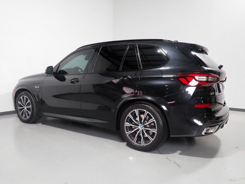 2023 BMW X5 xDrive45e Plug-In Hybrid AWD *M SPORT, EXECUTIVE PKG, HEADS-UP DISPLAY, NAVIGATION, LIVE COCKPIT PRO, SAFETY ALERTS, 360 CAMERAS, PANO SKY LOUNGE ROOF, MERINO LEATHER, HEATED MULTI-CONTOUR SEATS, ICON LED HEADLIGHTS, 20 INCH WHEELS, ANDROID & APPLE Round Rock TX