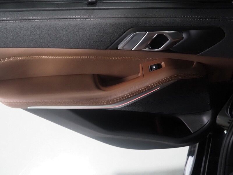 2023 BMW X5 xDrive45e Plug-In Hybrid AWD *M SPORT, EXECUTIVE PKG, HEADS-UP DISPLAY, NAVIGATION, LIVE COCKPIT PRO, SAFETY ALERTS, 360 CAMERAS, PANO SKY LOUNGE ROOF, MERINO LEATHER, HEATED MULTI-CONTOUR SEATS, ICON LED HEADLIGHTS, 20 INCH WHEELS, ANDROID & APPLE Round Rock TX