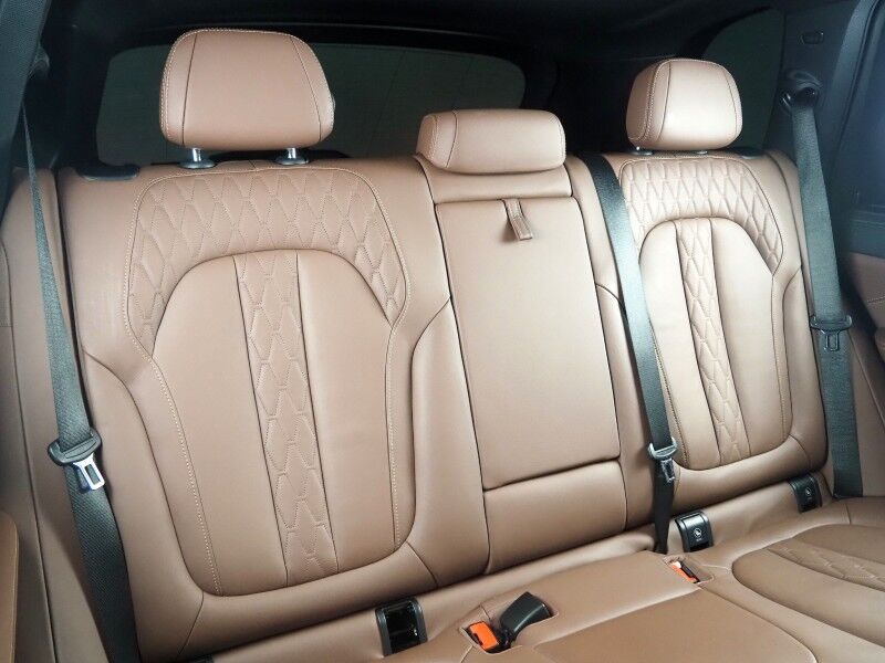 2023 BMW X5 xDrive45e Plug-In Hybrid AWD *M SPORT, EXECUTIVE PKG, HEADS-UP DISPLAY, NAVIGATION, LIVE COCKPIT PRO, SAFETY ALERTS, 360 CAMERAS, PANO SKY LOUNGE ROOF, MERINO LEATHER, HEATED MULTI-CONTOUR SEATS, ICON LED HEADLIGHTS, 20 INCH WHEELS, ANDROID & APPLE Round Rock TX