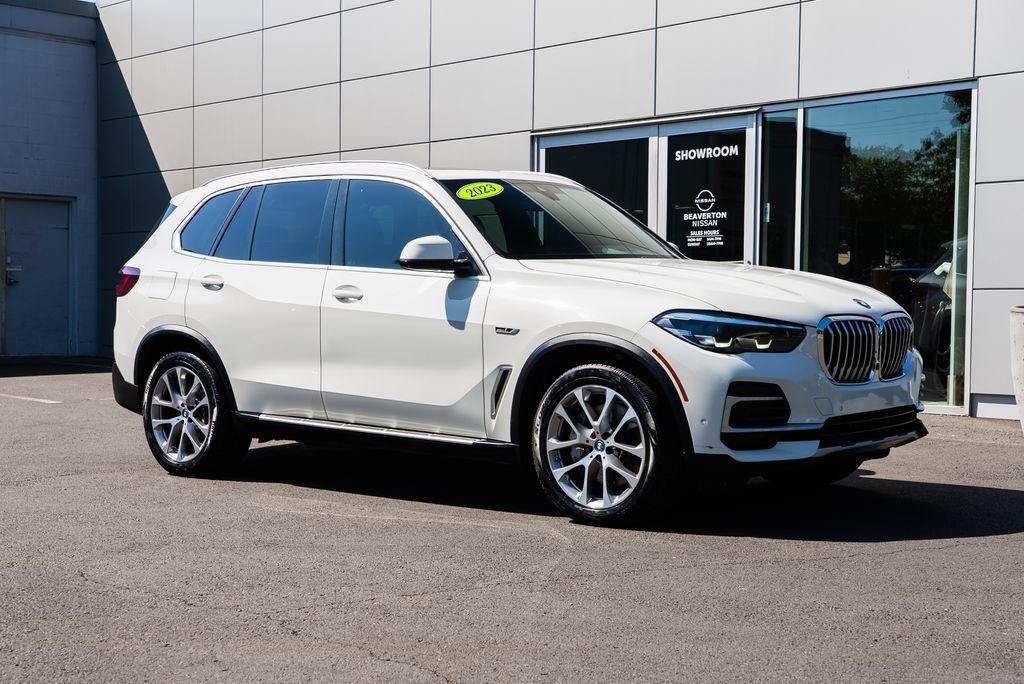 2023 BMW X5 xDrive45e