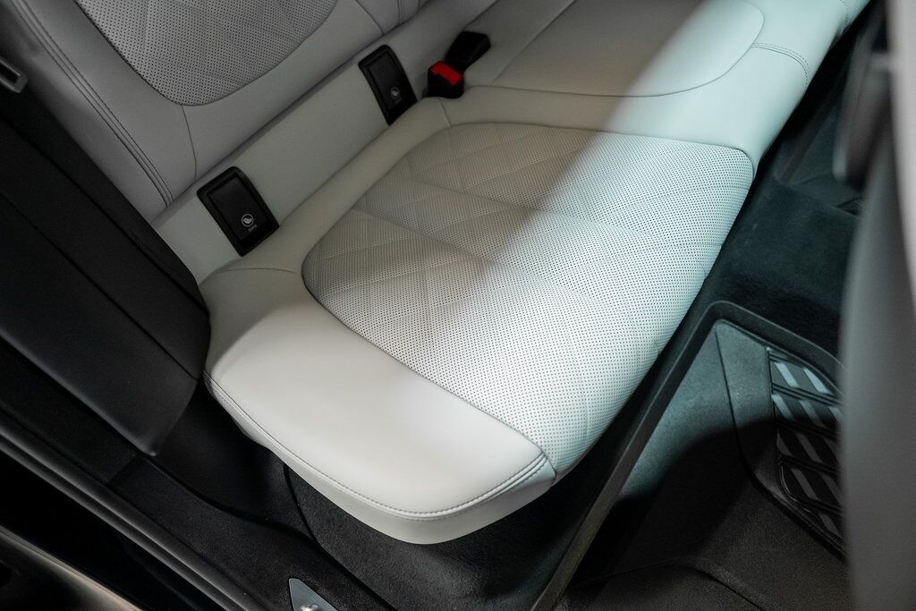 2023 BMW X6 xDrive40i Indianapolis IN