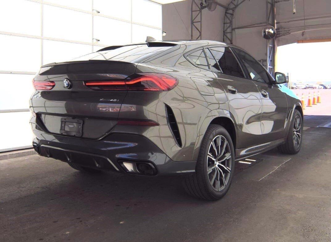 2023 BMW X6 xDrive40i Massage Seats Head-Up Display Portland OR