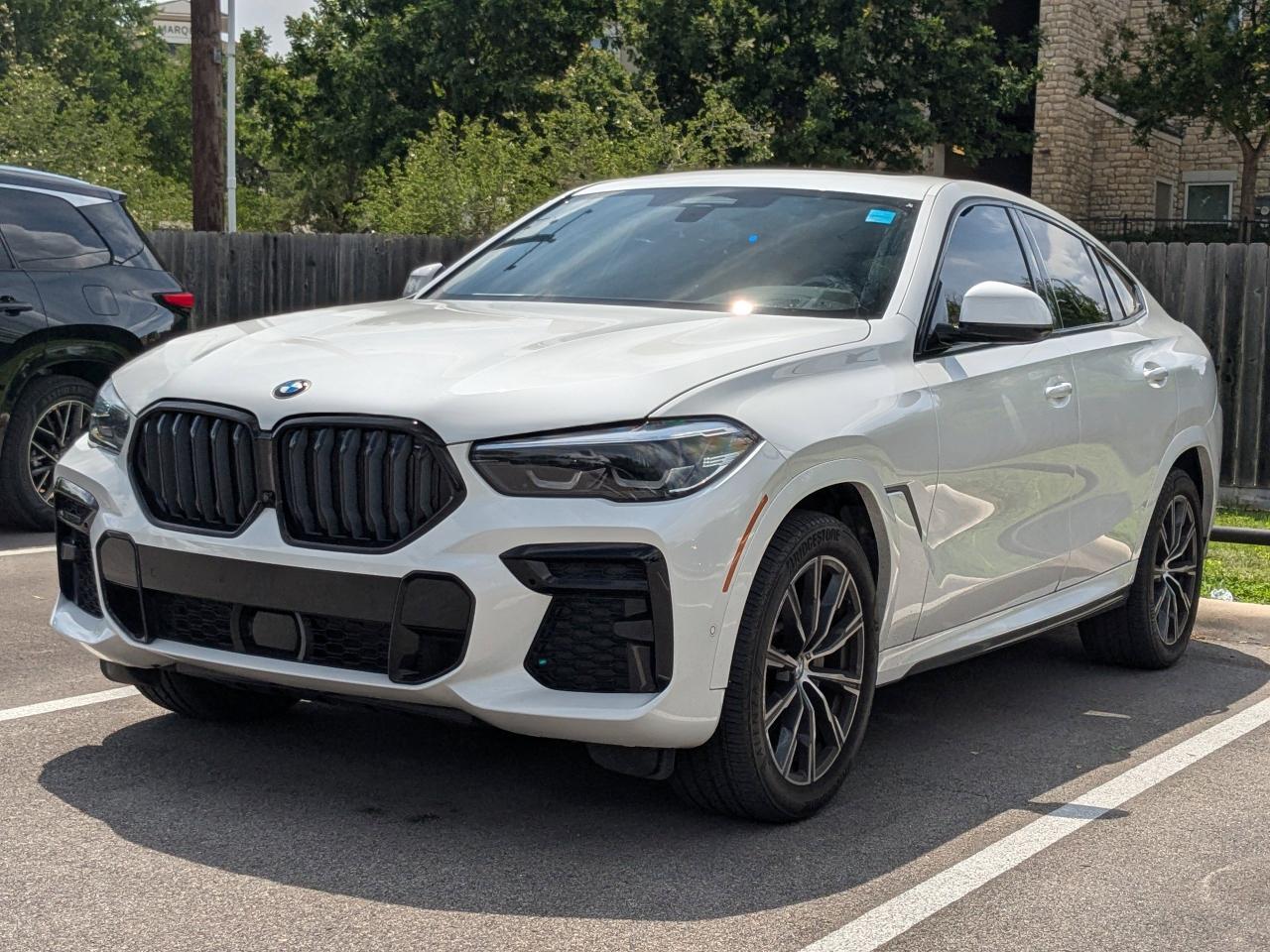 2023 BMW X6 xDrive40i