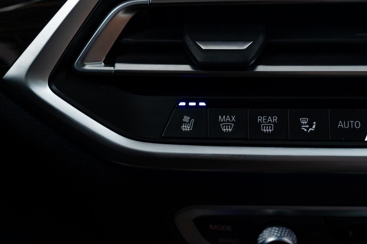 2023 BMW X6 xDrive40i Vented Massage Seats Heads-Up Display Portland OR