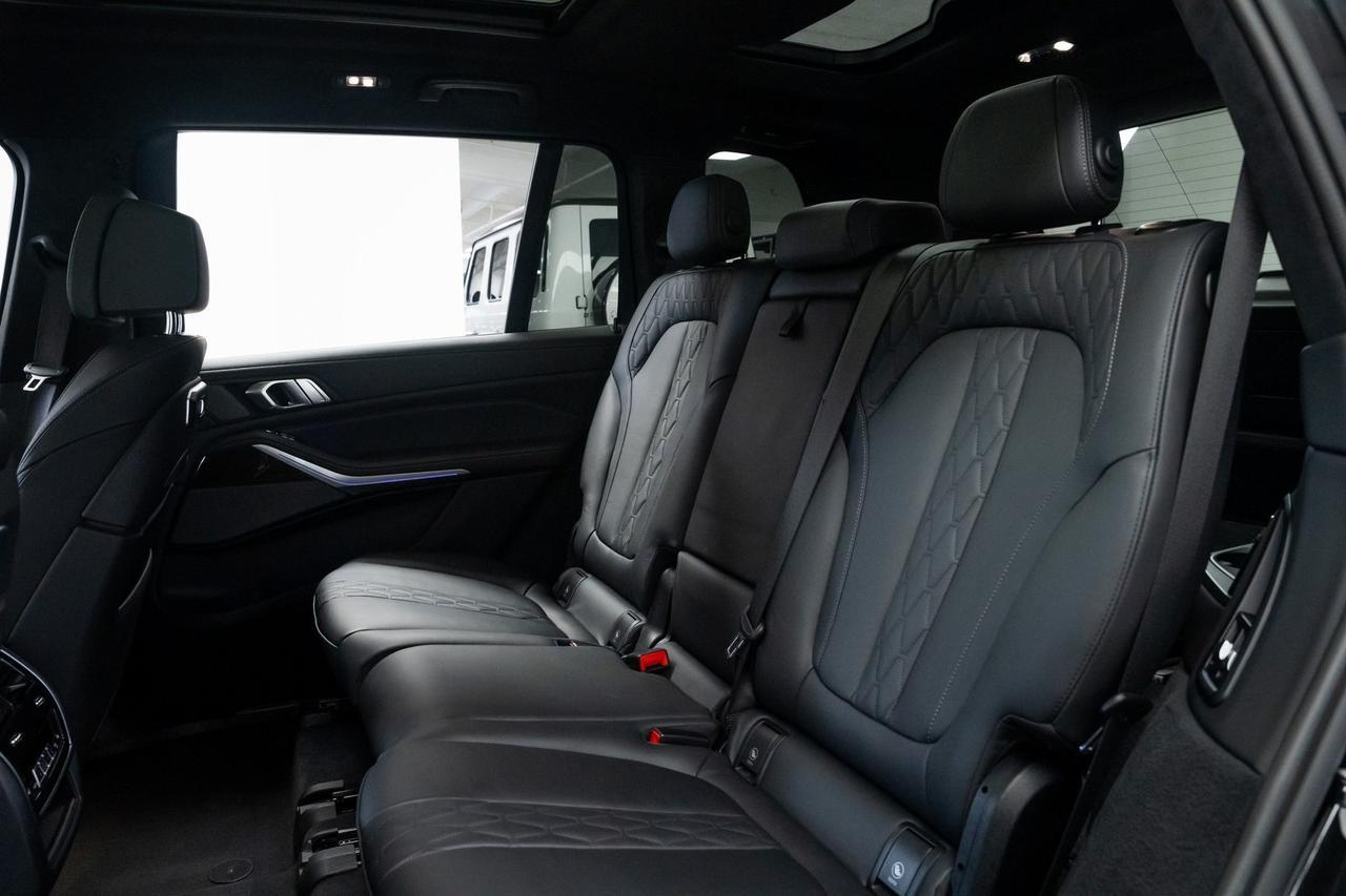 2023 BMW X7 M60i 1 Owner Vented Massage Seats Driving Assist Packag Portland OR