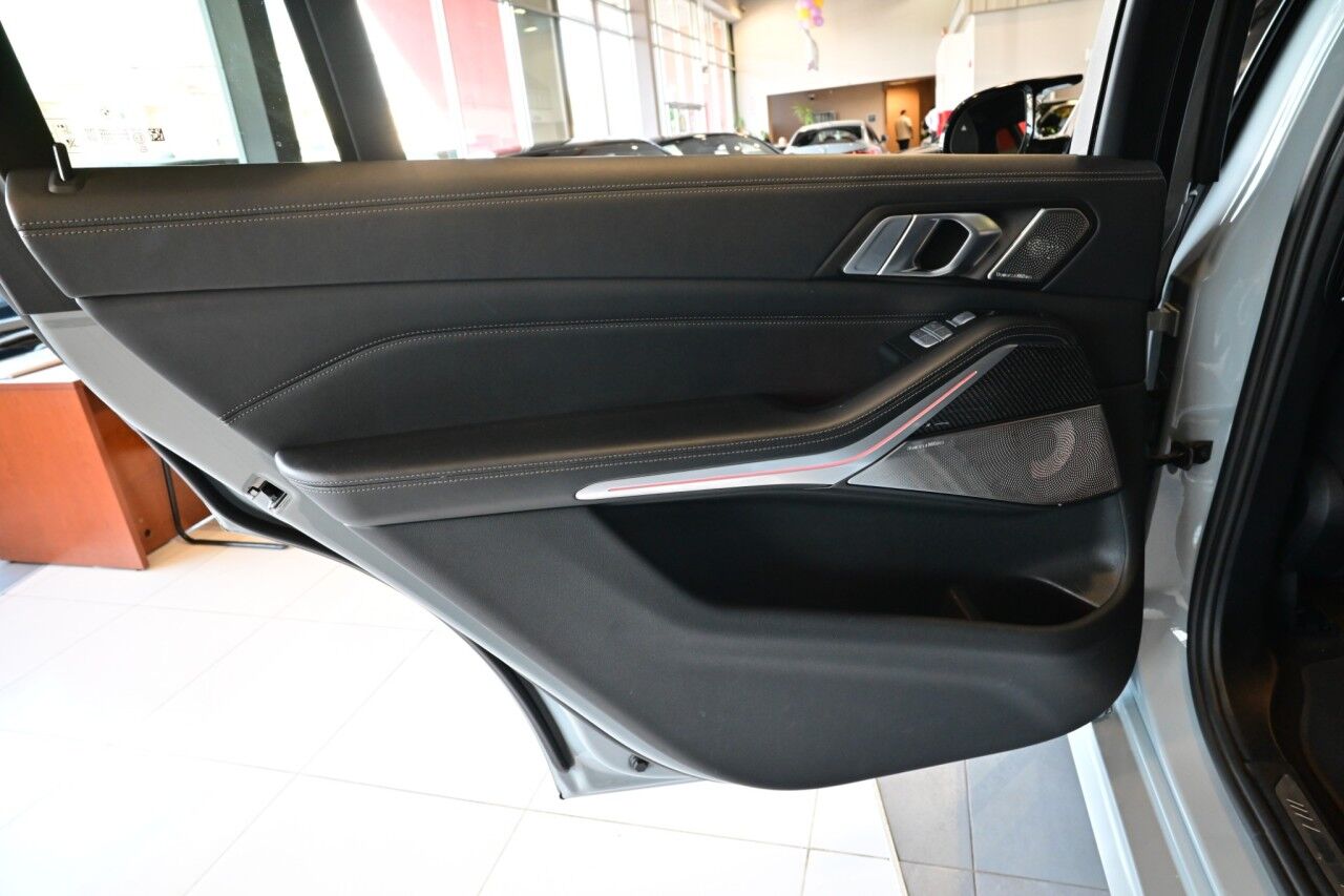 2023 BMW X7 M60i, 23'' Wheels, M-Sport Pro, Executive Pkg Springfield NJ