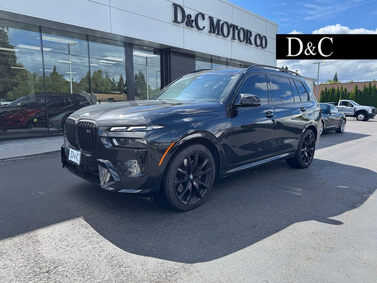 2023 BMW X7