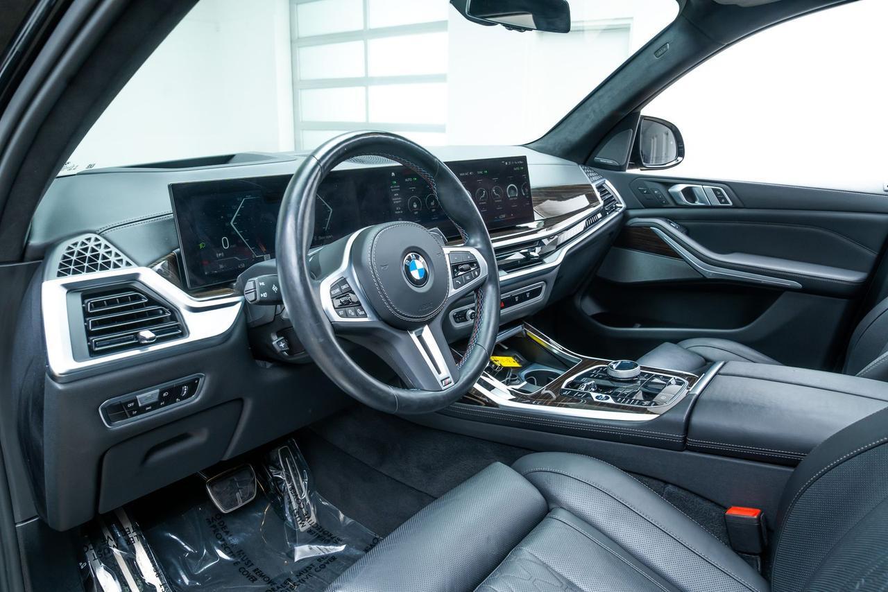 2023 BMW X7 M60i Executive Pkg Driving Assistance Pkg Pro Portland OR