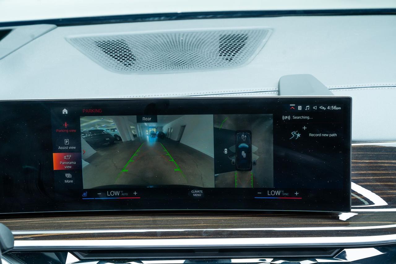 2023 BMW X7 M60i Executive Pkg Driving Assistance Pkg Pro Portland OR
