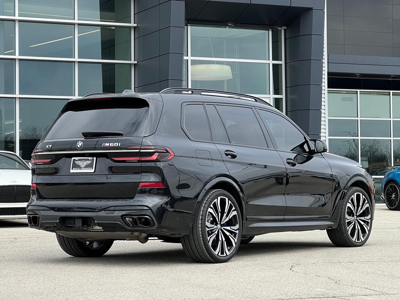 2023 BMW X7 M60i