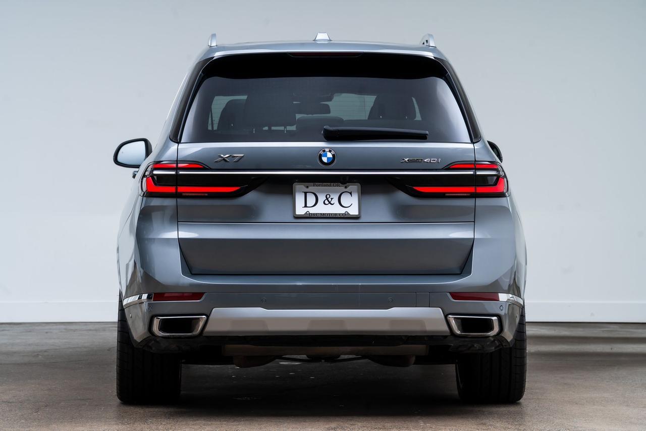 2023 BMW X7 xDrive40i 1 Owner Executive Package Parking Assist Package Portland OR