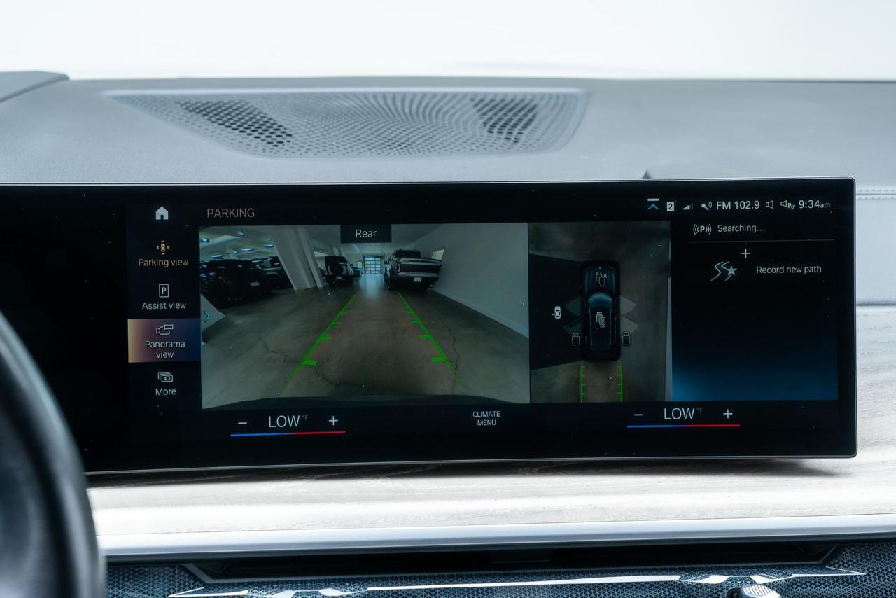 2023 BMW X7 xDrive40i 1 Owner Executive Package Parking Assist Package Portland OR