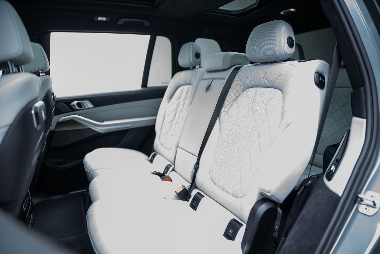 2023 BMW X7 xDrive40i 1 Owner Executive Package Parking Assist Package Portland OR