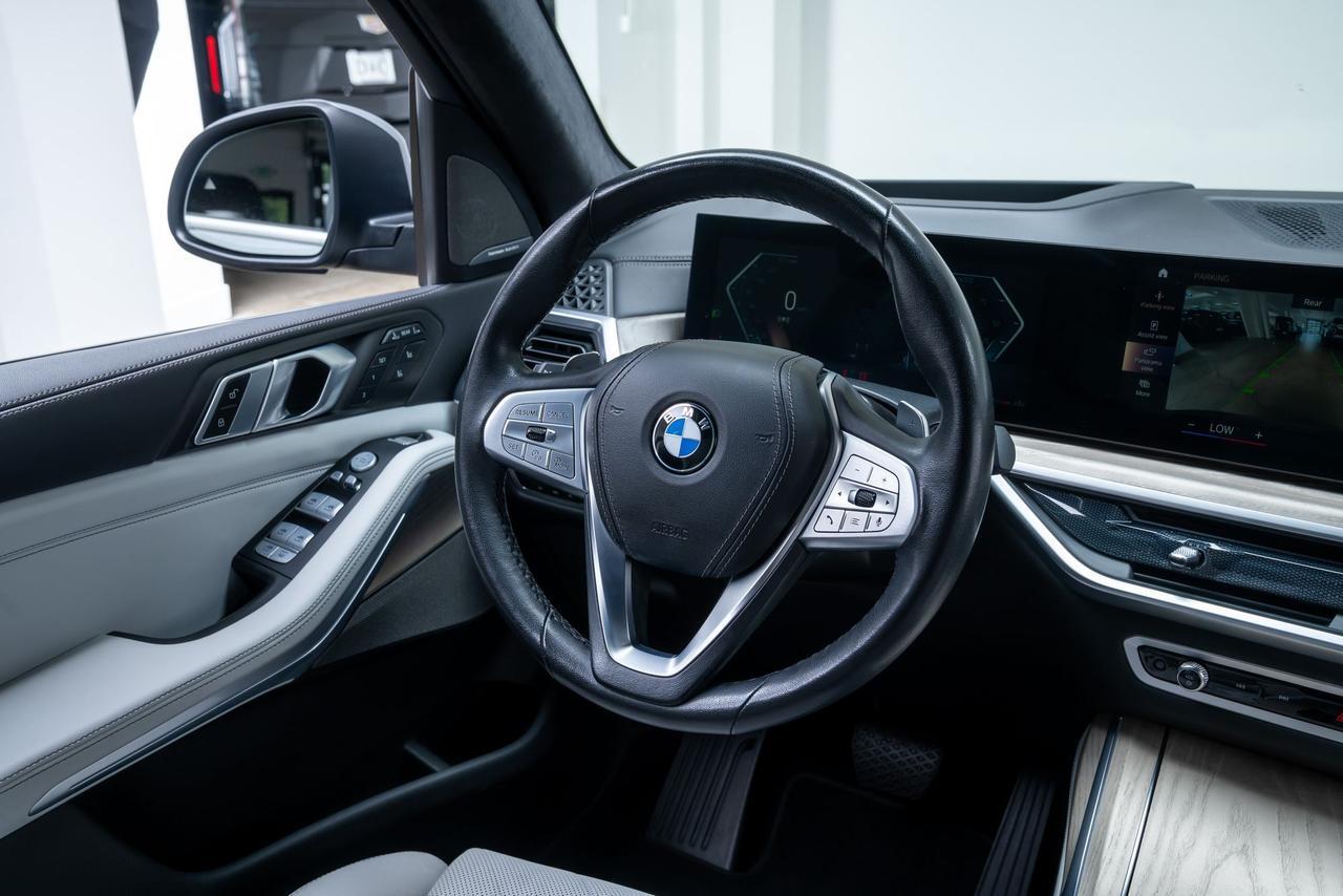 2023 BMW X7 xDrive40i 1 Owner Executive Package Parking Assist Package Portland OR