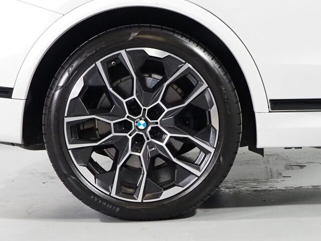 2023 BMW X7 xDrive40i AWD *M SPORT PKG, EXECUTIVE PKG, DRIVING ASSIST PRO, HEADS-UP DISPLAY, NAVIGATION, ADAPTIVE CRUISE, 360 CAMERAS, PANO SKY LOUNGE ROOF, MERINO LEATHER, CLIMATE SEATS, 2ND ROW CAPTAINS, HARMAN/KARDON Round Rock TX