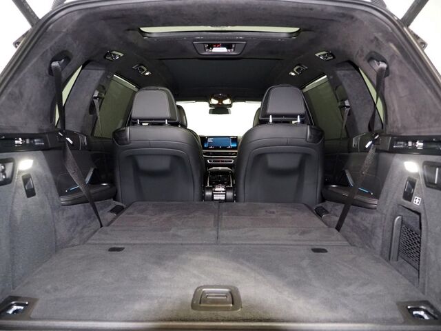2023 BMW X7 xDrive40i AWD *M SPORT PKG, EXECUTIVE PKG, DRIVING ASSIST PRO, HEADS-UP DISPLAY, NAVIGATION, ADAPTIVE CRUISE, 360 CAMERAS, PANO SKY LOUNGE ROOF, MERINO LEATHER, CLIMATE SEATS, 2ND ROW CAPTAINS, HARMAN/KARDON Round Rock TX