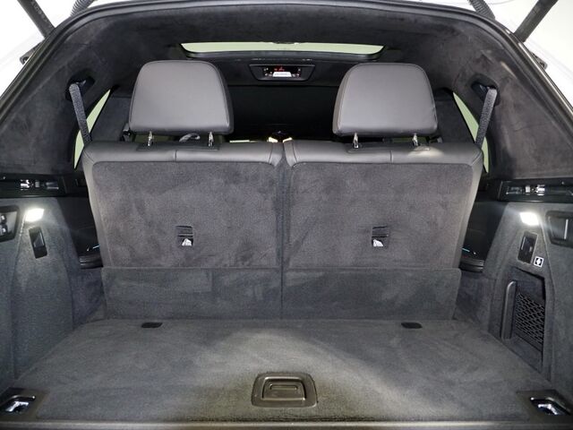 2023 BMW X7 xDrive40i AWD *M SPORT PKG, EXECUTIVE PKG, DRIVING ASSIST PRO, HEADS-UP DISPLAY, NAVIGATION, ADAPTIVE CRUISE, 360 CAMERAS, PANO SKY LOUNGE ROOF, MERINO LEATHER, CLIMATE SEATS, 2ND ROW CAPTAINS, HARMAN/KARDON Round Rock TX