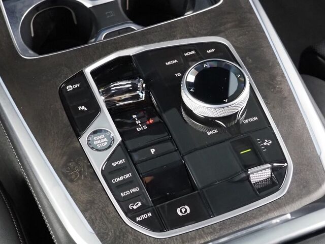 2023 BMW X7 xDrive40i AWD *M SPORT PKG, EXECUTIVE PKG, DRIVING ASSIST PRO, HEADS-UP DISPLAY, NAVIGATION, ADAPTIVE CRUISE, 360 CAMERAS, PANO SKY LOUNGE ROOF, MERINO LEATHER, CLIMATE SEATS, 2ND ROW CAPTAINS, HARMAN/KARDON Round Rock TX