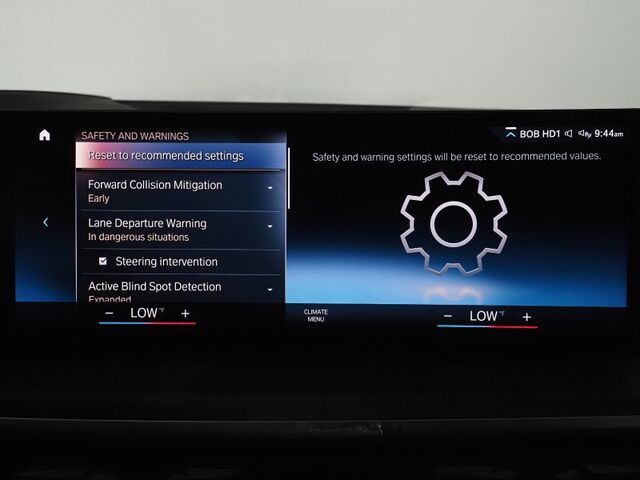 2023 BMW X7 xDrive40i AWD *M SPORT PKG, EXECUTIVE PKG, DRIVING ASSIST PRO, HEADS-UP DISPLAY, NAVIGATION, ADAPTIVE CRUISE, 360 CAMERAS, PANO SKY LOUNGE ROOF, MERINO LEATHER, CLIMATE SEATS, 2ND ROW CAPTAINS, HARMAN/KARDON Round Rock TX