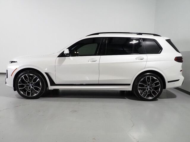 2023 BMW X7 xDrive40i AWD *M SPORT PKG, EXECUTIVE PKG, DRIVING ASSIST PRO, HEADS-UP DISPLAY, NAVIGATION, ADAPTIVE CRUISE, 360 CAMERAS, PANO SKY LOUNGE ROOF, MERINO LEATHER, CLIMATE SEATS, 2ND ROW CAPTAINS, HARMAN/KARDON Round Rock TX