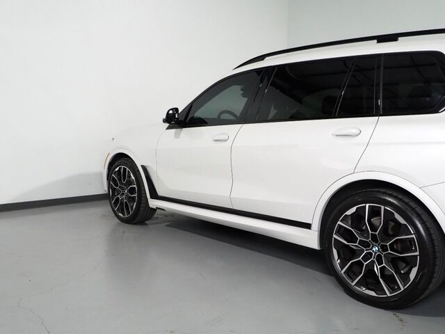 2023 BMW X7 xDrive40i AWD *M SPORT PKG, EXECUTIVE PKG, DRIVING ASSIST PRO, HEADS-UP DISPLAY, NAVIGATION, ADAPTIVE CRUISE, 360 CAMERAS, PANO SKY LOUNGE ROOF, MERINO LEATHER, CLIMATE SEATS, 2ND ROW CAPTAINS, HARMAN/KARDON Round Rock TX