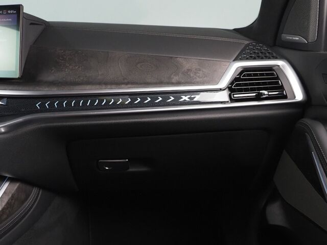 2023 BMW X7 xDrive40i AWD *M SPORT PKG, EXECUTIVE PKG, DRIVING ASSIST PRO, HEADS-UP DISPLAY, NAVIGATION, ADAPTIVE CRUISE, 360 CAMERAS, PANO SKY LOUNGE ROOF, MERINO LEATHER, CLIMATE SEATS, 2ND ROW CAPTAINS, HARMAN/KARDON Round Rock TX